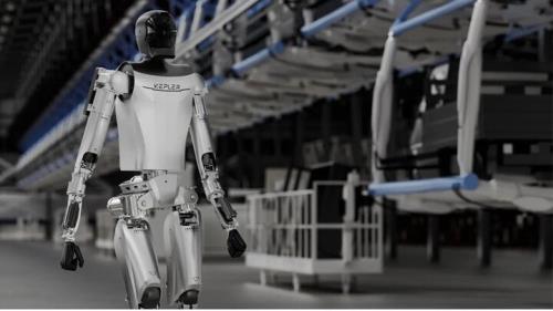 چین رقیب ربات انسان نمای تسلا را ساخت