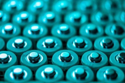 تولید باتری های لیتیومی با مواد پیشرفته آندی