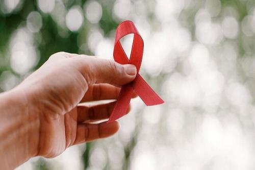ایدز درد غیرقابل تحمل یک انگ اجتماعی